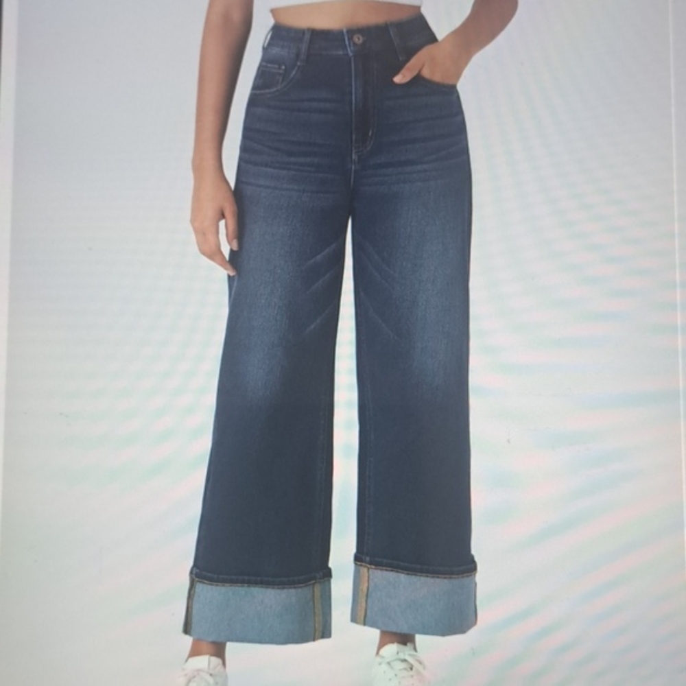 SMALL    HALARA MULTIPLE POCKETS ROLLED HEM WIDE LEG CASUAL JEAN